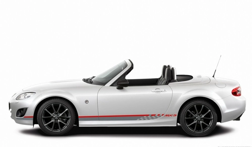 Mazda mx-5 senshu mui trần mê hoặc giới trẻ