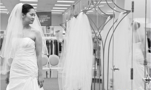 Mẹo săn váy cưới giá rẻ đầu mùa