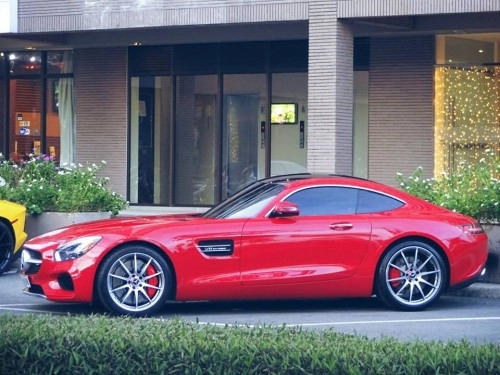 Mercedes-amg gt-s mới tậu của cường đô la thay áo mới