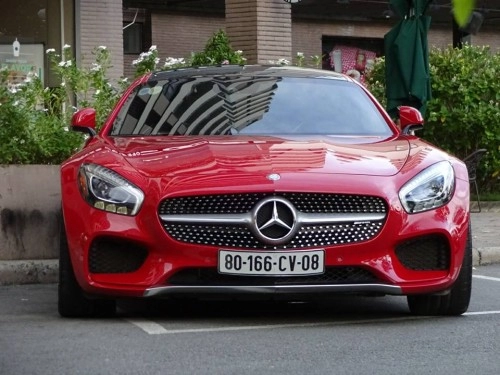 Mercedes-amg gt-s mới tậu của cường đô la thay áo mới