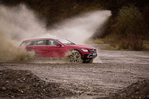 Mercedes giới thiệu e-class all-terrain chuyên off-road