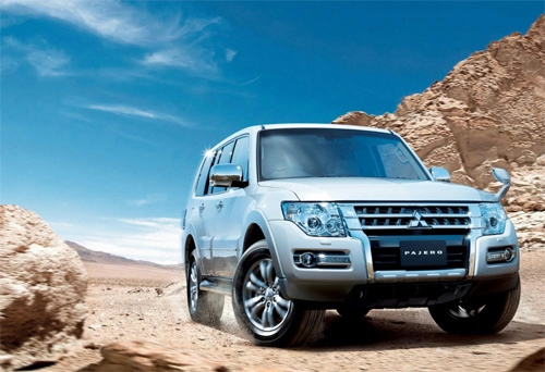  mitsubishi giới thiệu pajero phiên bản nâng cấp 2015 