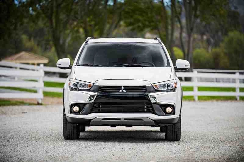 Mitsubishi outlander sport 2016 đã có giá