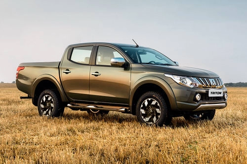 Mitsubishi triton tại việt nam có động cơ diesel mới