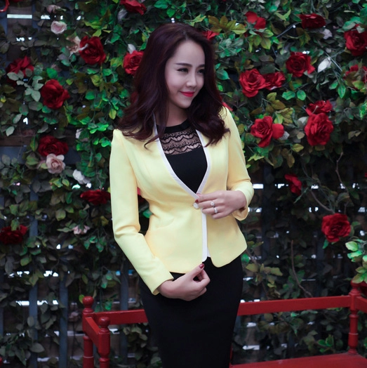 Nàng công sở mặc đẹp ngày đổi gió
