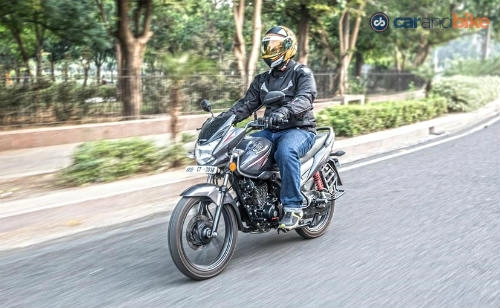 Nên mua xe côn rẻ yamaha saluto hay honda cb shine sp