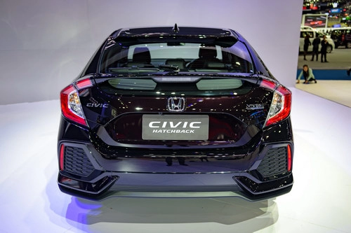 Ngắm honda civic hatchback giá 764 triệu đồng mới ra mắt