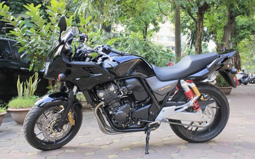 Ngắm phiên bản đặc biệt honda cb400 super bol dor 2015