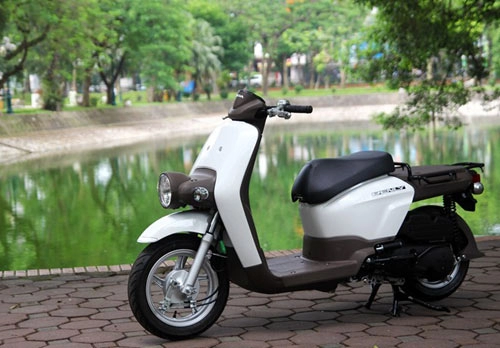 Ngắm xe ga honda benly 110 phong cách lạ tại hà nội