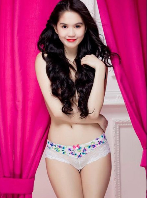 Ngọc trinh - nữ hoàng cởi áo