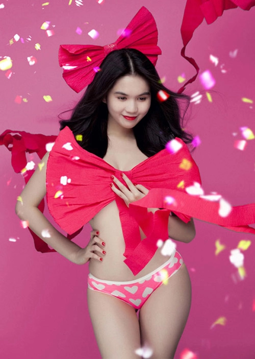 Ngọc trinh - nữ hoàng cởi áo