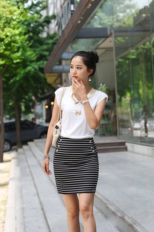 Ngực nhỏ bụng to mặc gì đến công sở