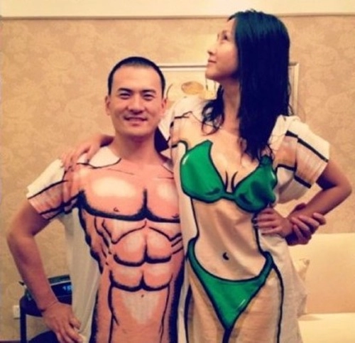 Những bộ bikini gây sốc vì quá kỳ quặc