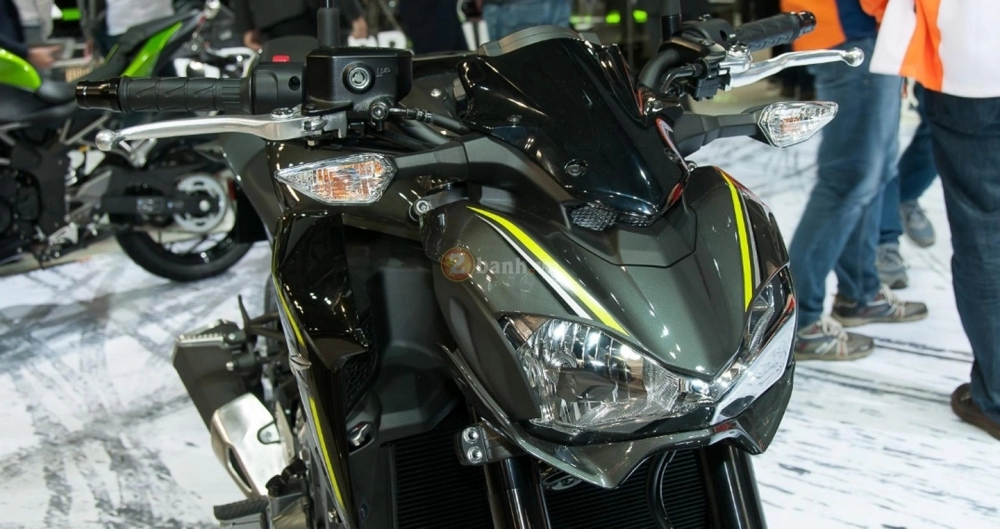 Những hình ảnh chính thức của kawasaki z900 tại eicma 2016