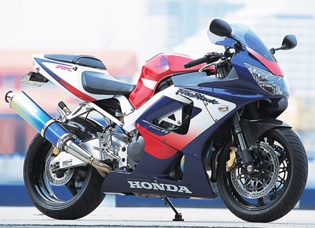  những mẫu xe lừng danh trong honda cbr-serie 