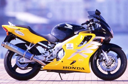  những mẫu xe lừng danh trong honda cbr-serie 