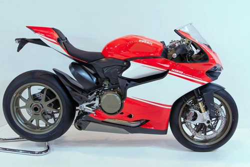  ảnh chi tiết ducati superleggera 