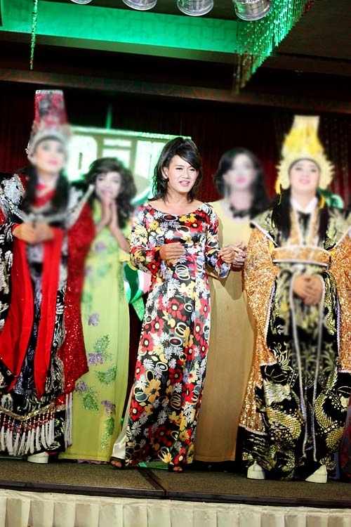 Nước mắt của người mẫu đồng tính