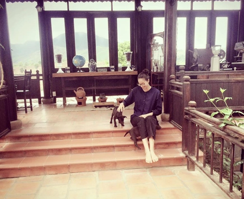 Phạm hương tìm bình yên trên núi hậu đăng quang