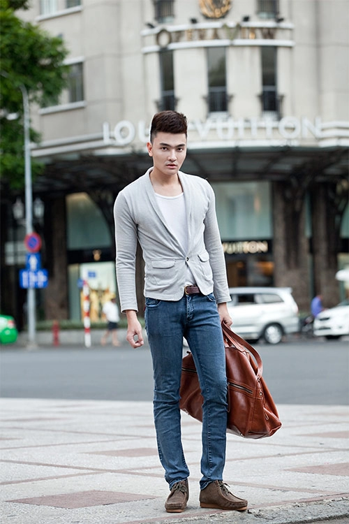 Phong cách giản đơn của hot boy dao kéo