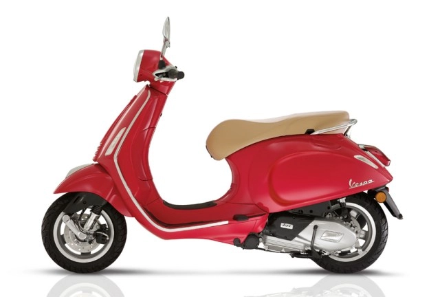 Piaggio tung vespa primavera mới