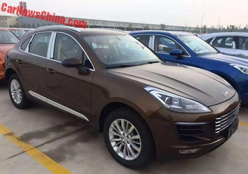 Porsche macan dỏm giá chỉ 300 triệu đồng