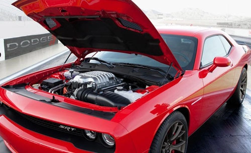 quái vật challenger srt hellcat công suất khủng