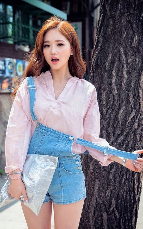 Quần yếm tăng độ cá tính cho hè