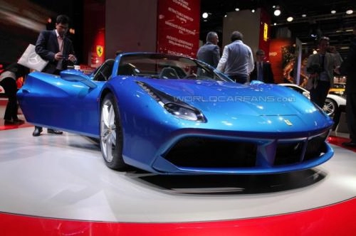 Ra mắt ferrari 488 spider - mẫu xe nhanh nhất trong lịch sử hãng