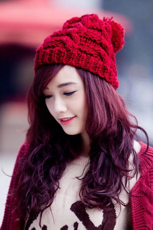 Rạng ngời cuốn hút như nàng sinh viên tóc đỏ