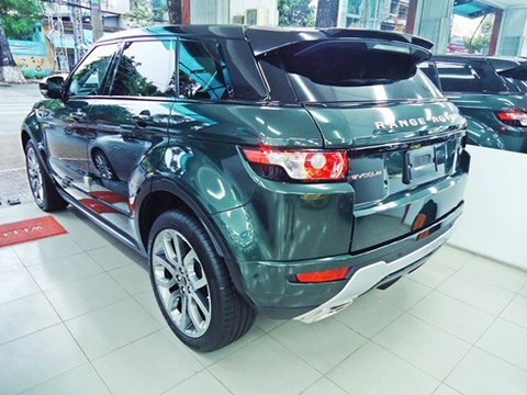  range rover evoque màu xanh lạ ở sài gòn 