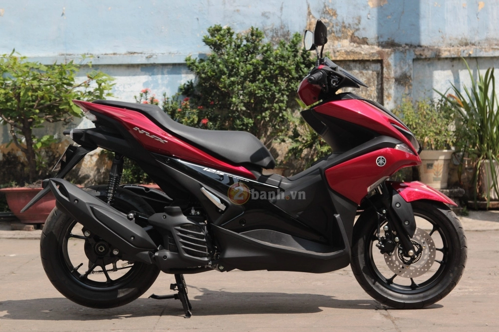 Review yamaha nvx 125 2017 - chi tiết và trên yên