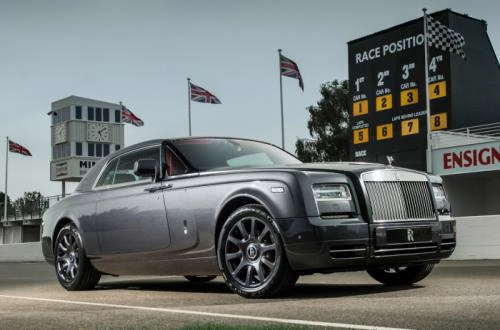 Rolls-royce phantom mau đôc ra măt