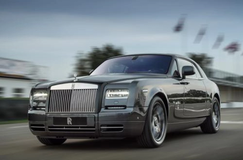 Rolls-royce phantom mau đôc ra măt