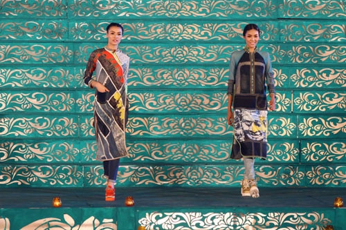 Sắc màu thế giới hội tụ tại festival huế