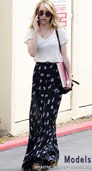 Sao chống nắng sành điệu với maxi skirt