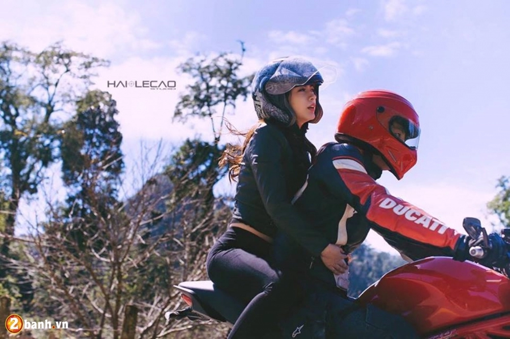 Siêu ducati monster trong bộ ảnh true love đậm chất trữ tình