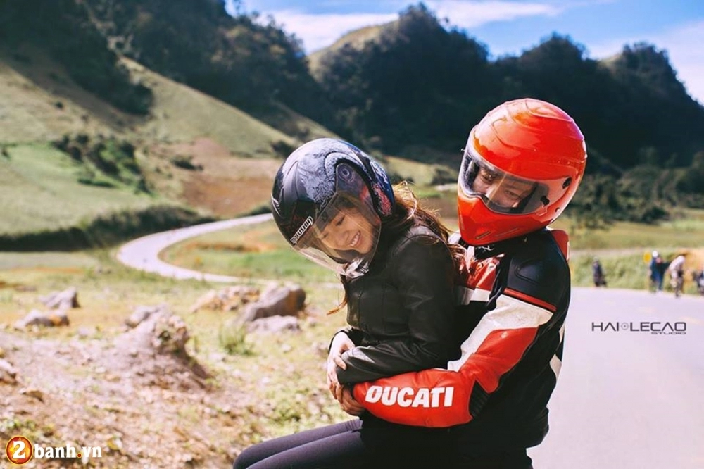 Siêu ducati monster trong bộ ảnh true love đậm chất trữ tình