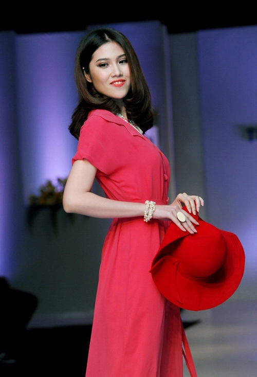 Siêu mẫu 2013 khởi động với phiên bản mới