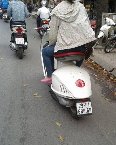  siêu scooter vespa 946 chơi biển độc ở việt nam 