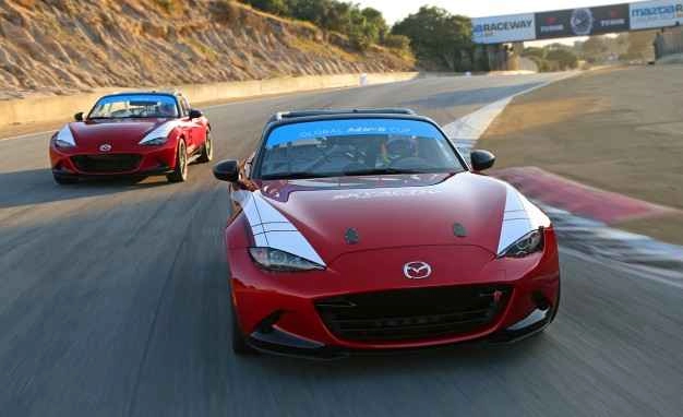 Siêu xe thể thao madza mx-5 miata cup có giá từ 53000 usd