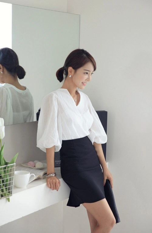 Sơ mi trắng vũ khí lợi hại của nữ công sở