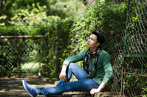 Style giản dị của chàng sinh viên 20 tuổi