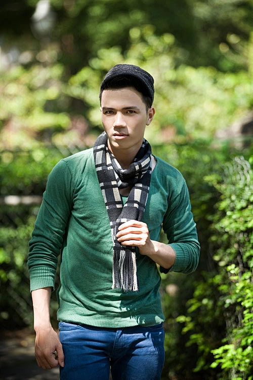 Style giản dị của chàng sinh viên 20 tuổi