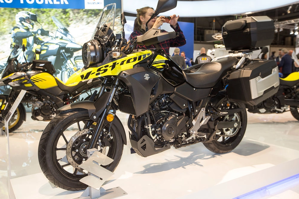 Suzuki dl250 v-strom 2017 mẫu xe đa địa hình cỡ nhỏ vừa được ra mắt tại eicma 2016