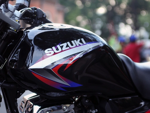  suzuki en-150a - nakedbike hạng nhỏ cho việt nam 