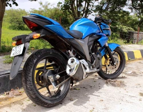 Suzuki gixxer 155 ra mắt giá rẻ bất ngờ