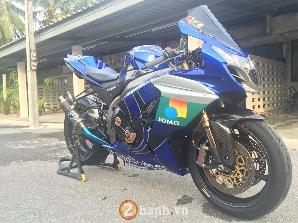 Suzuki gsx-r1000 sánh duyên cùng termignoni