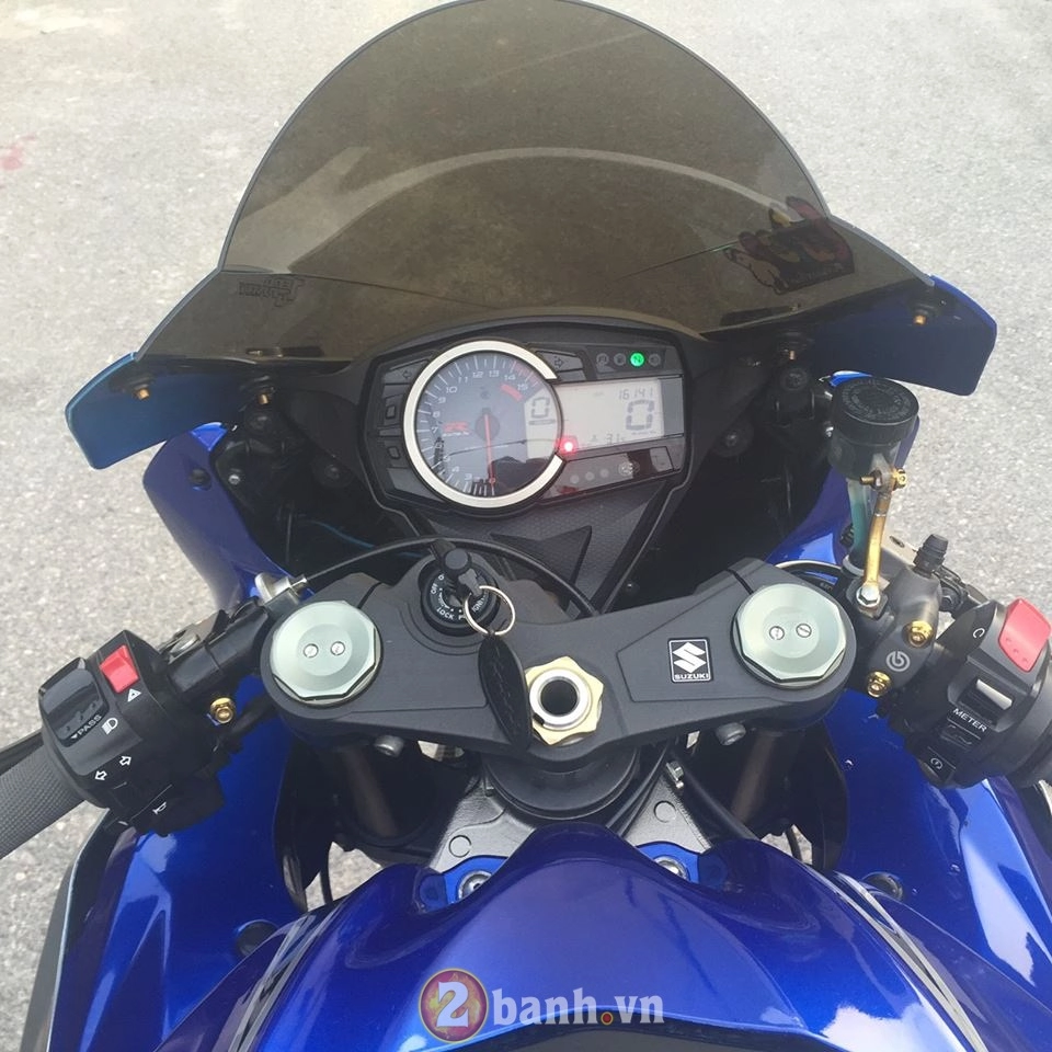 Suzuki gsx-r1000 sánh duyên cùng termignoni