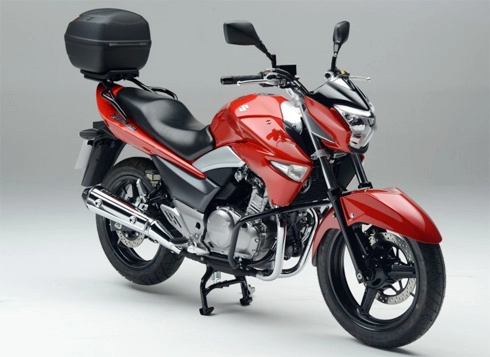  suzuki làm mới inazuma 250 